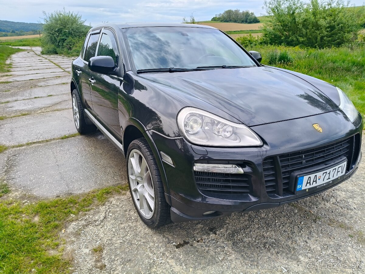 Porsche Cayenne 4,8 biturbo 500k
