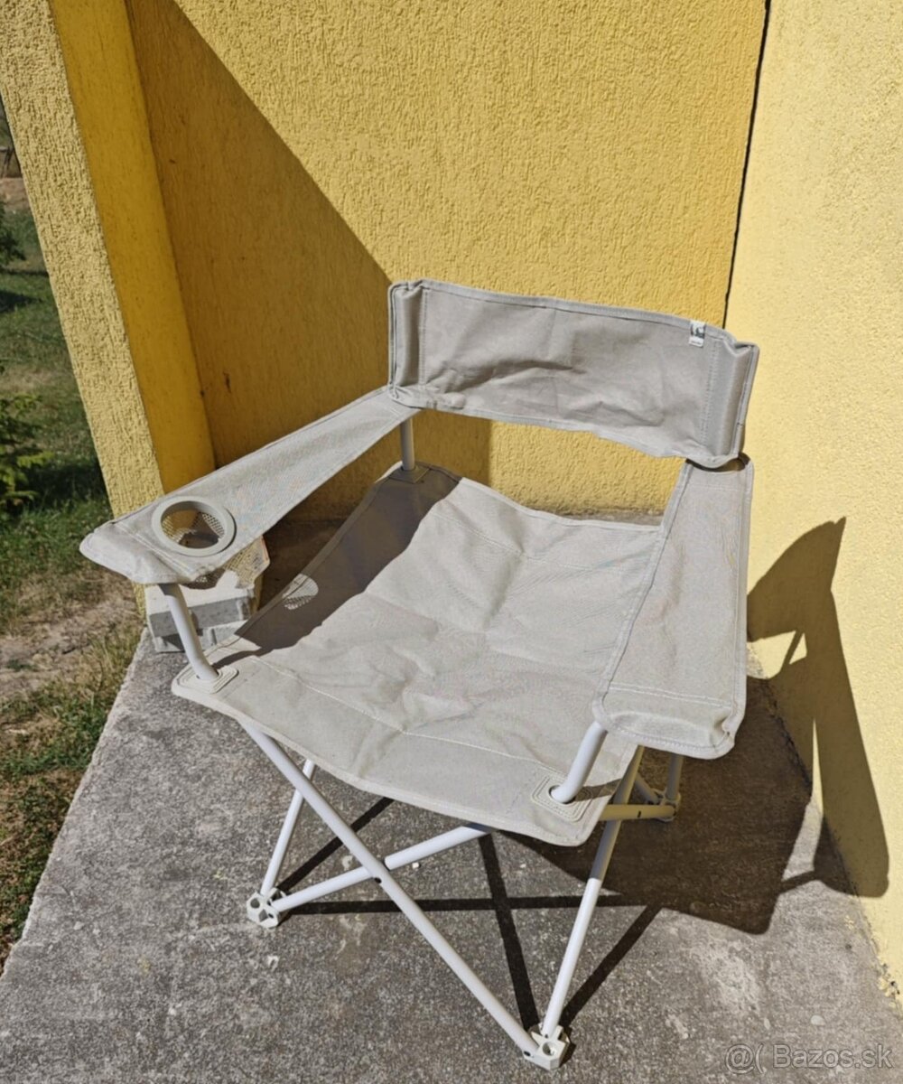Kempingová stolička