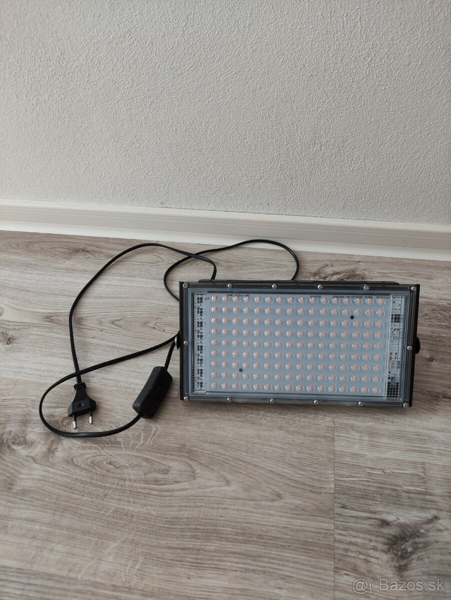 LED lampa na pestovanie 50W