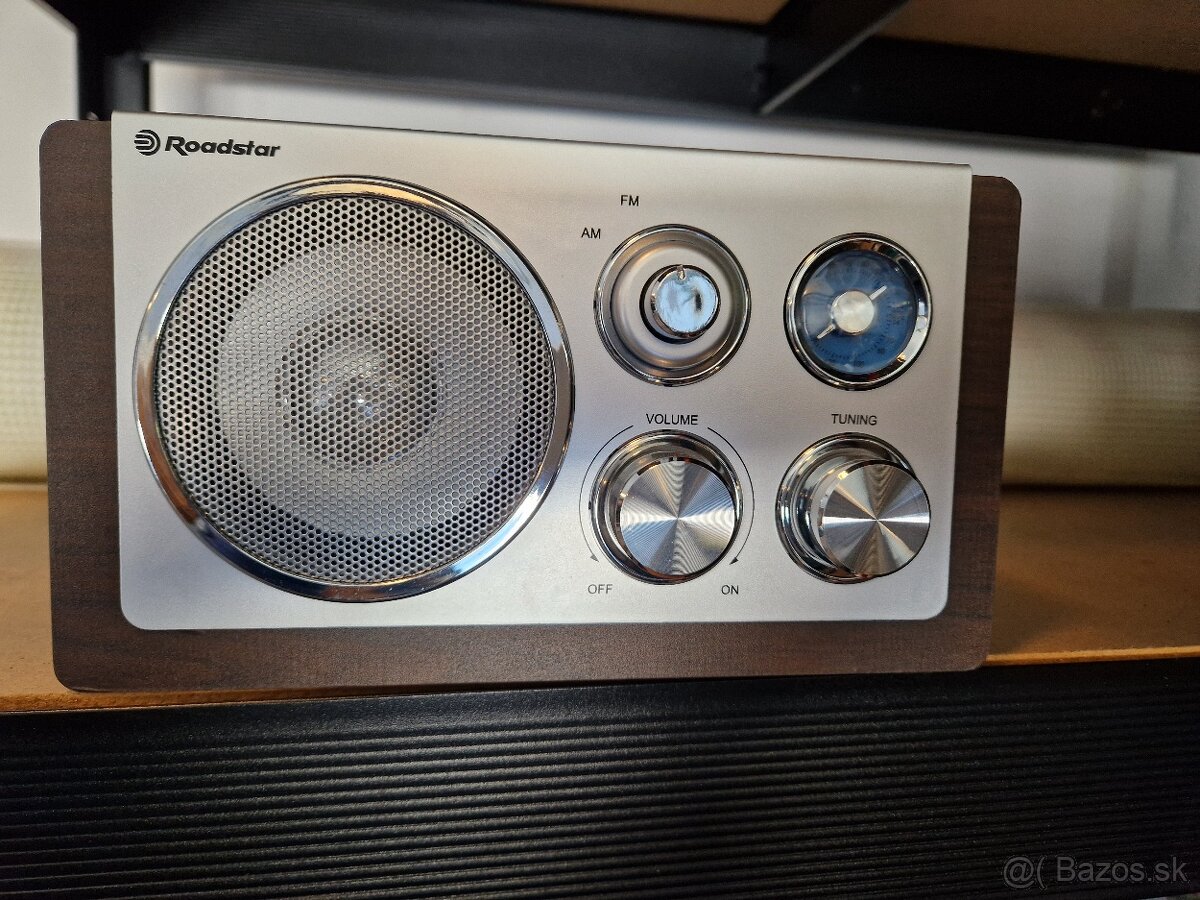 Predám radio Roadstar HRA-1245 WD
