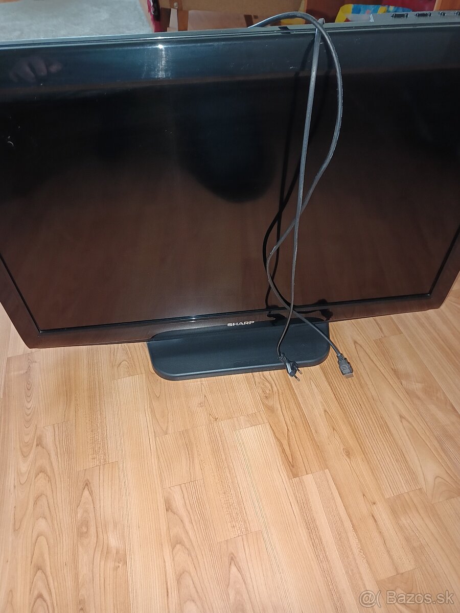 Predám televízor SHARP