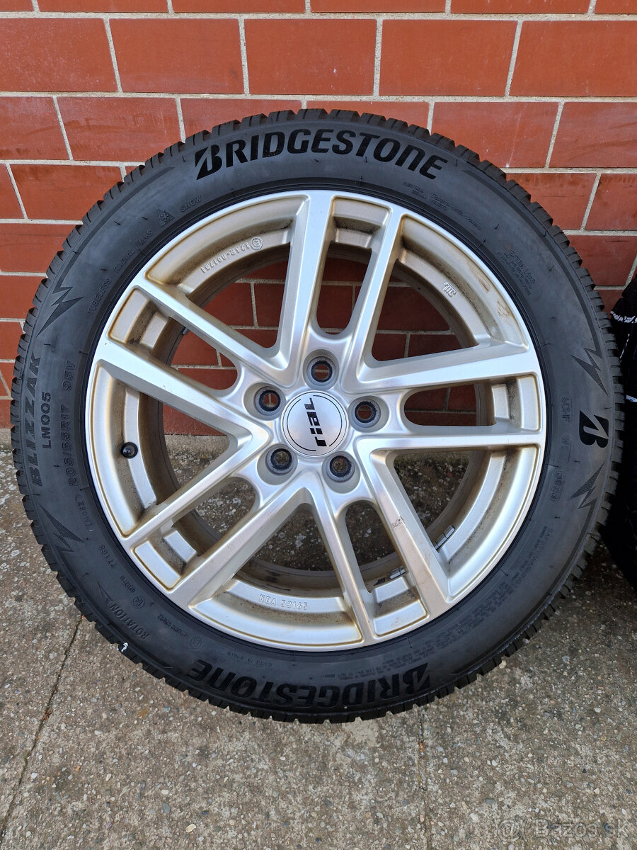 5x112 r17 et45 disky kolesa skoda octavia 4 alu 205 55 17