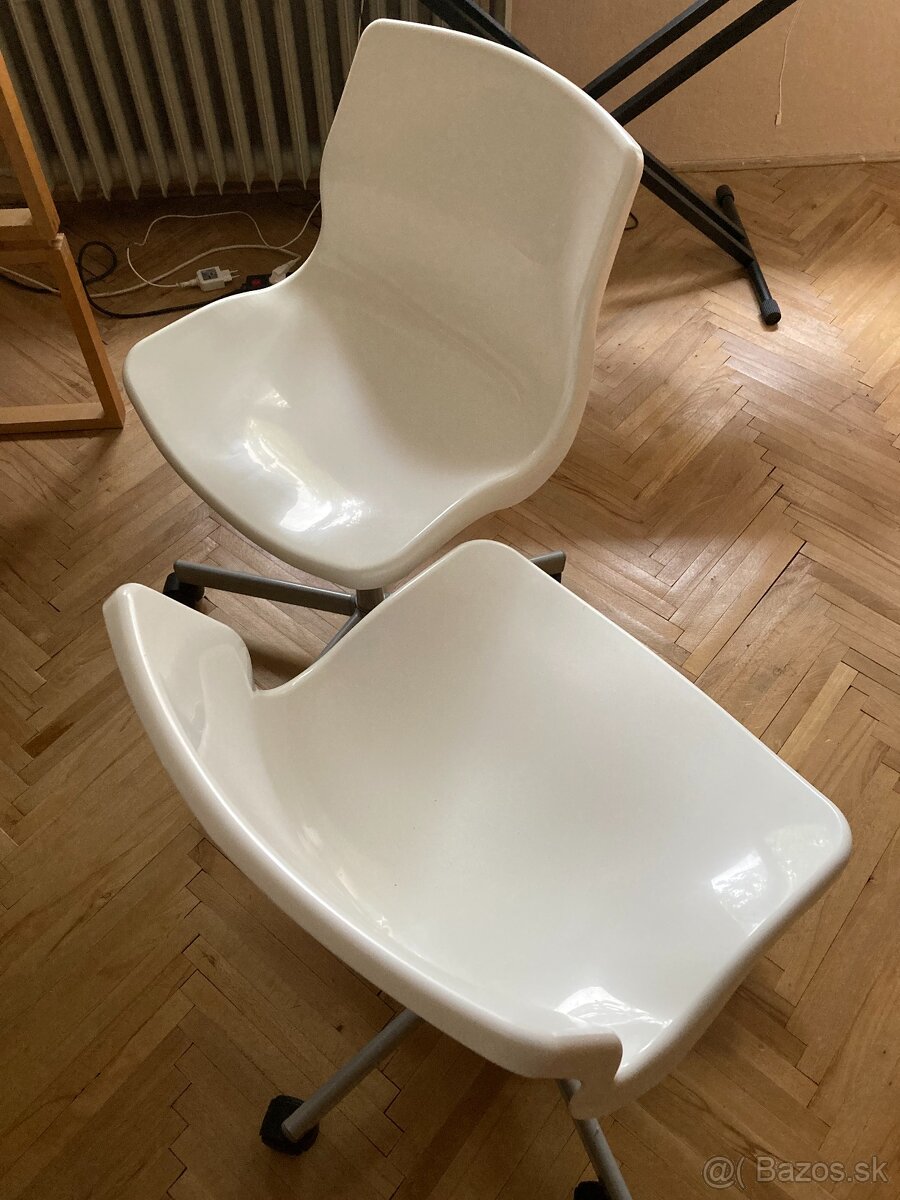 IKEA výškovo nastaviteľné stoličky