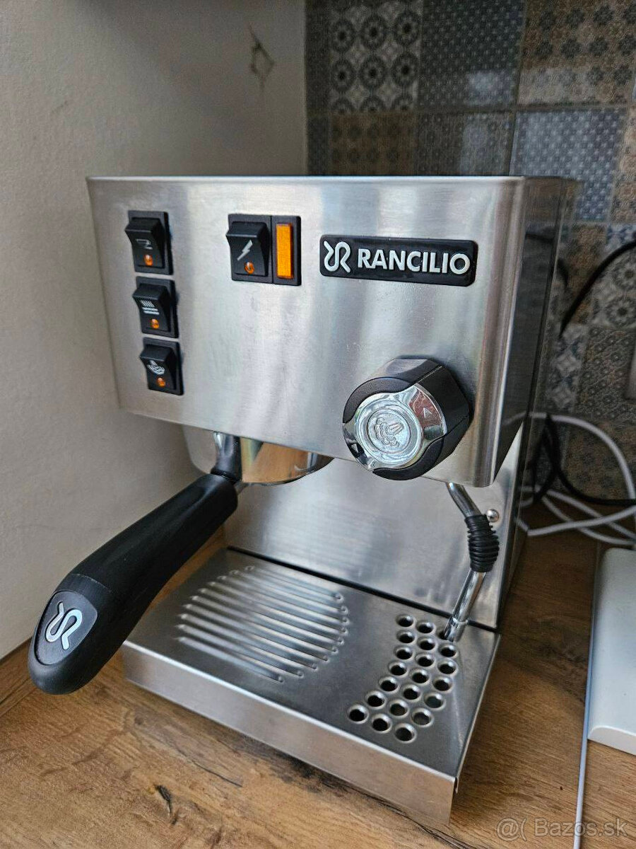 Kávovar Rancilio Silvia