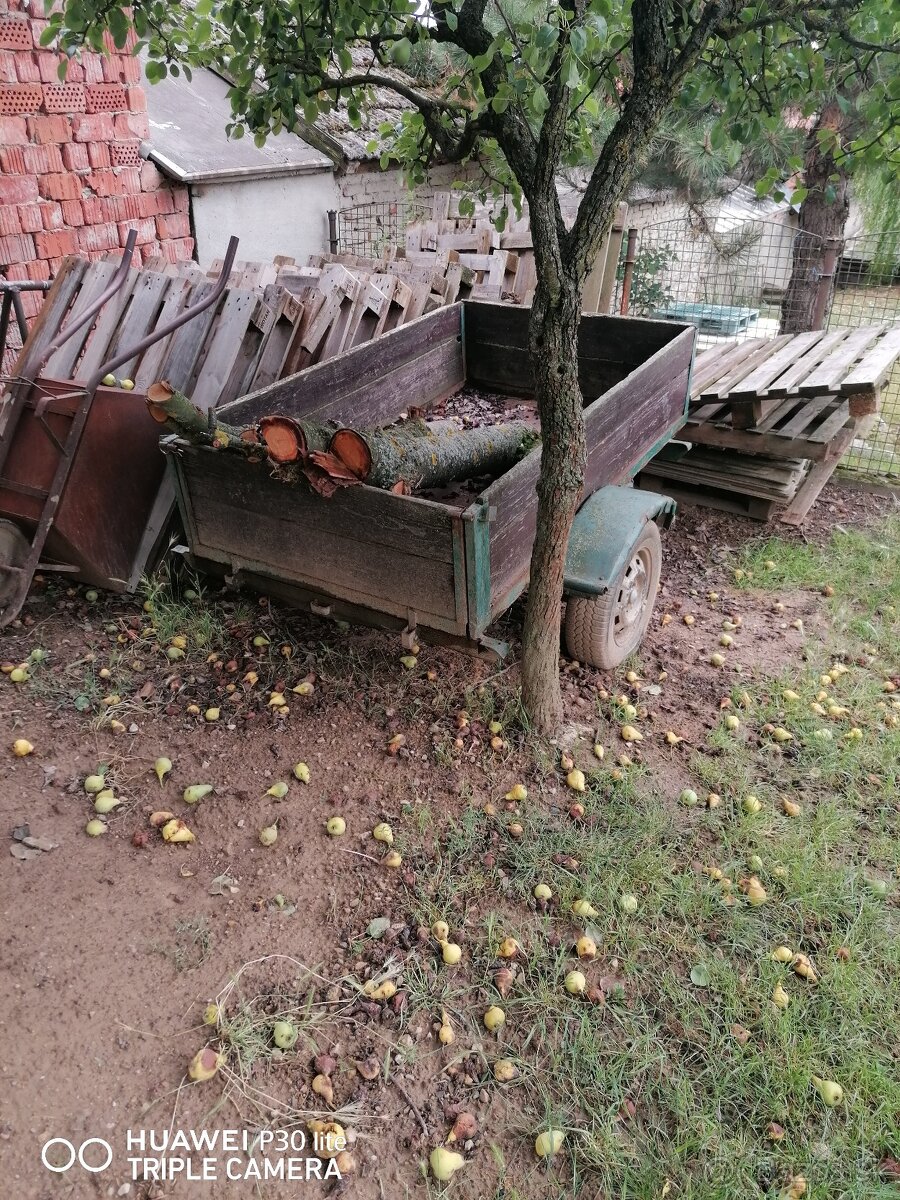 Predám prívesný vozík