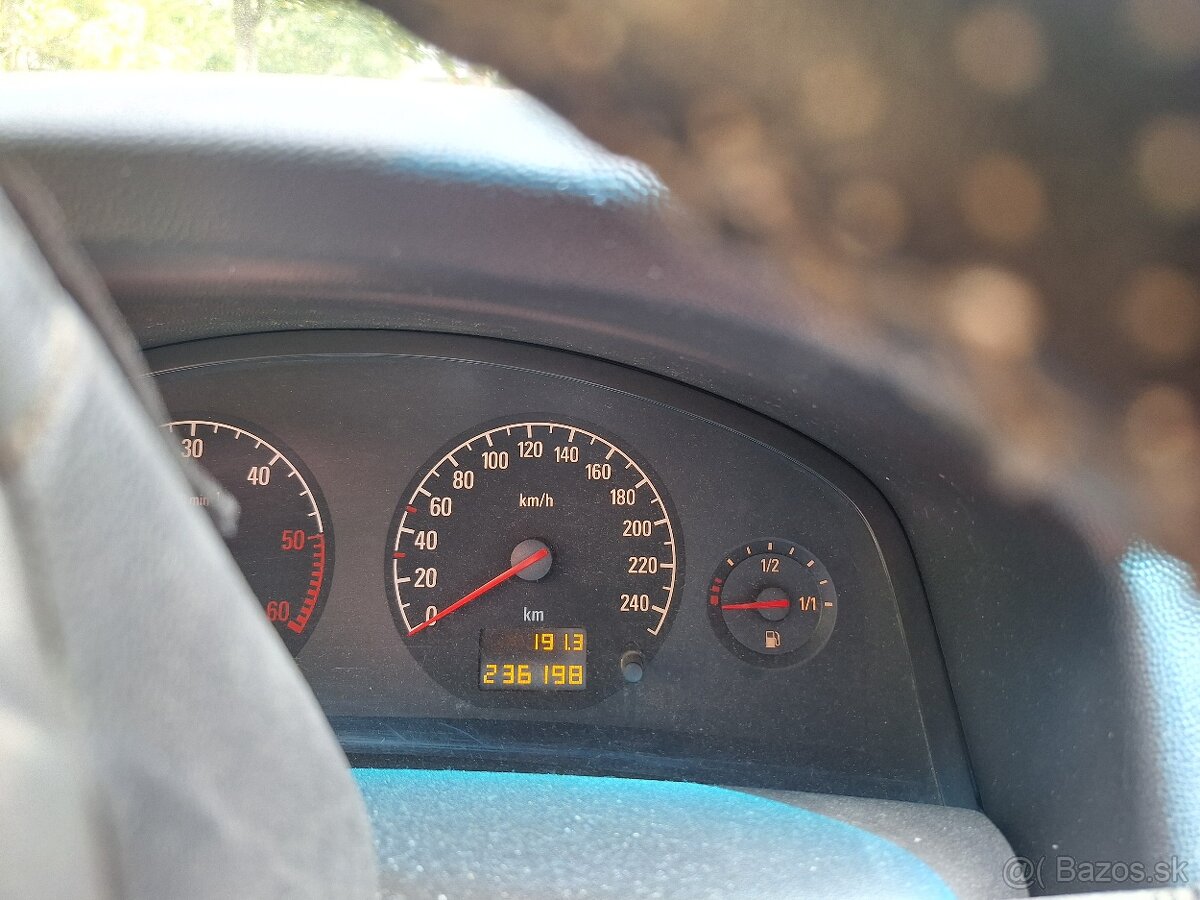 Opel vectra