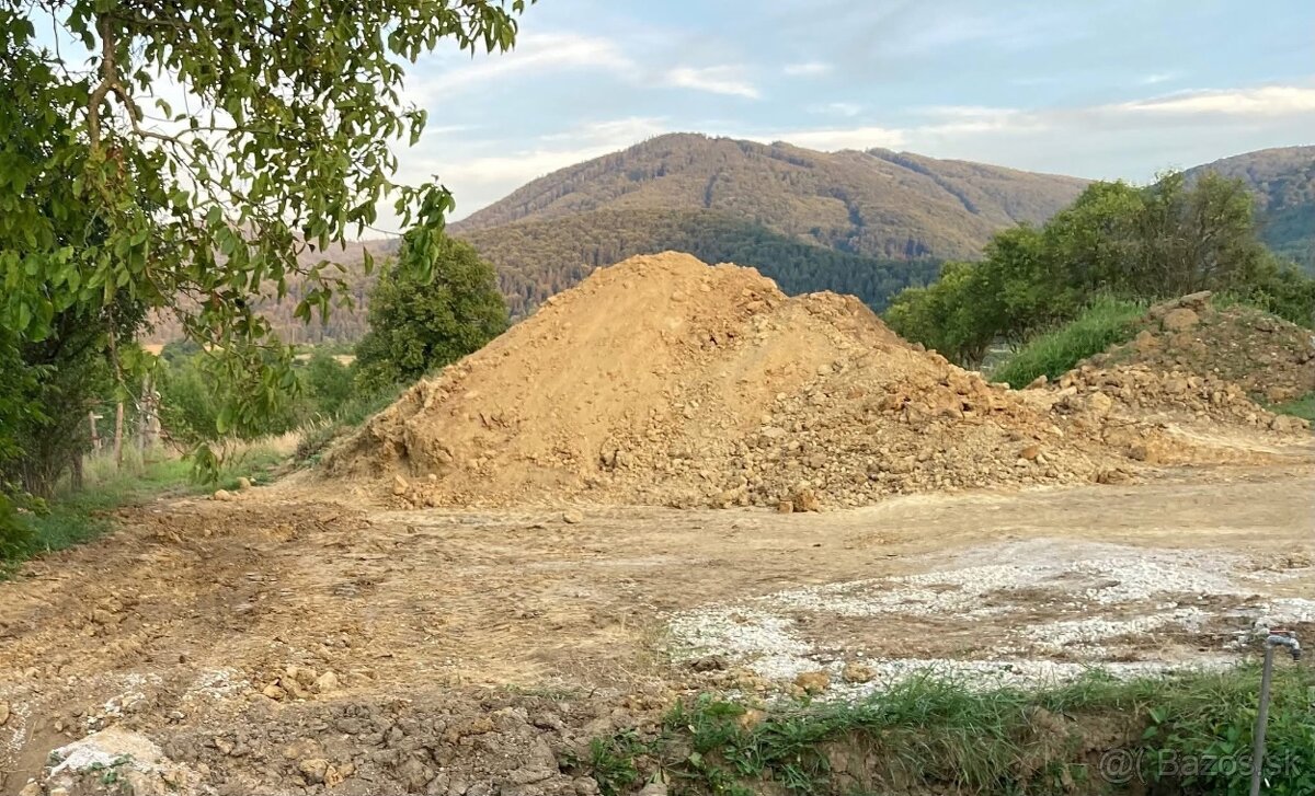 Hlina na zásyp