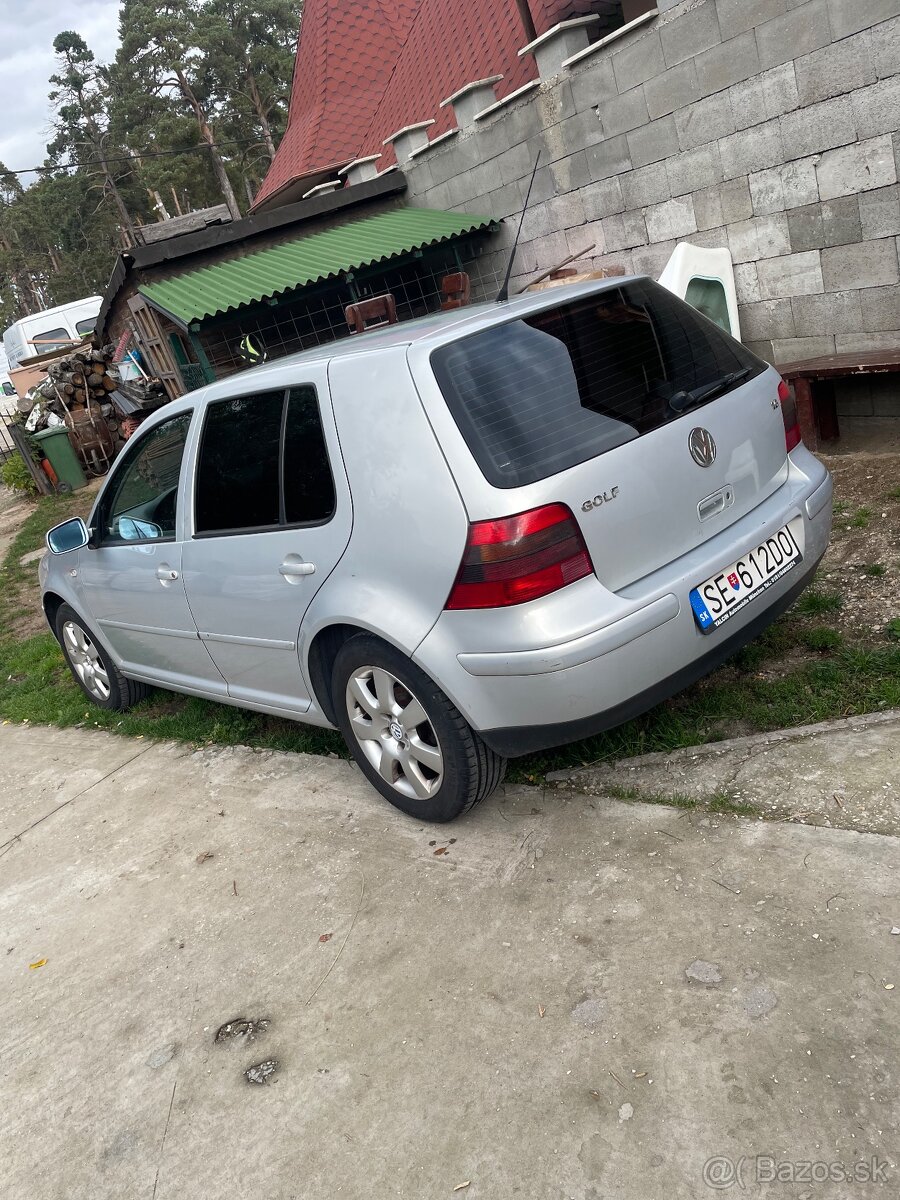 Golf 4