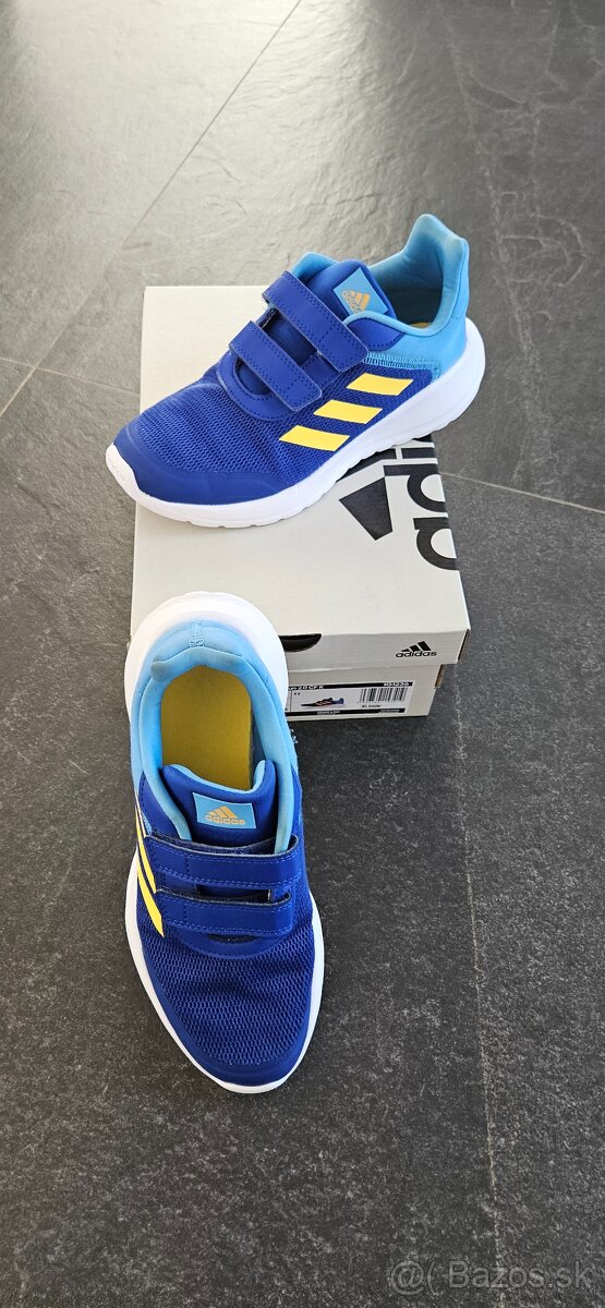 Tenisky adidas, 38