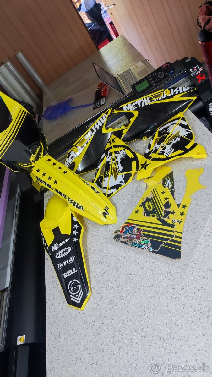 Plasty+polepy Restyle Suzuki RM125+250 01-08