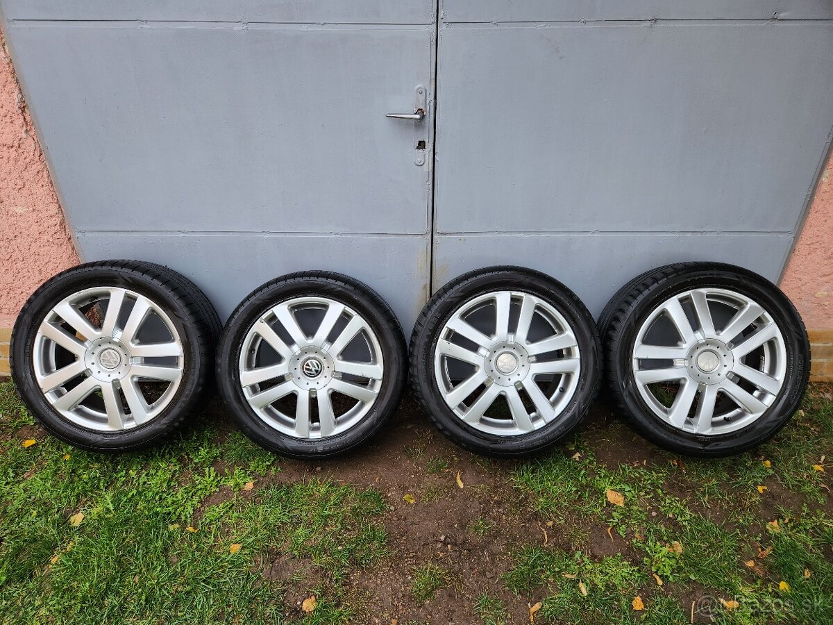 Predam elektróny Volkswagen 5x112  R17 s pneu 235/45 R17