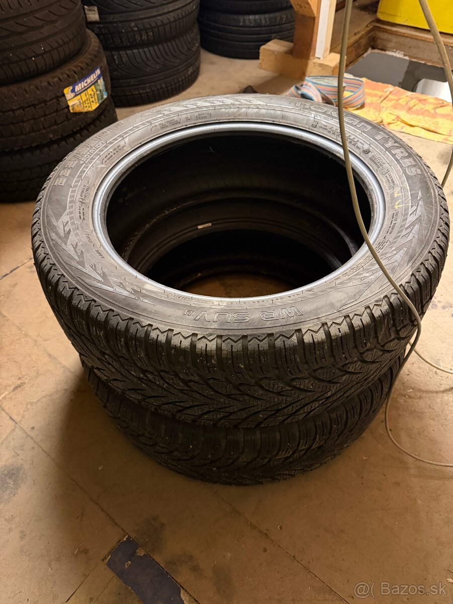 Zimne 235/55 r18