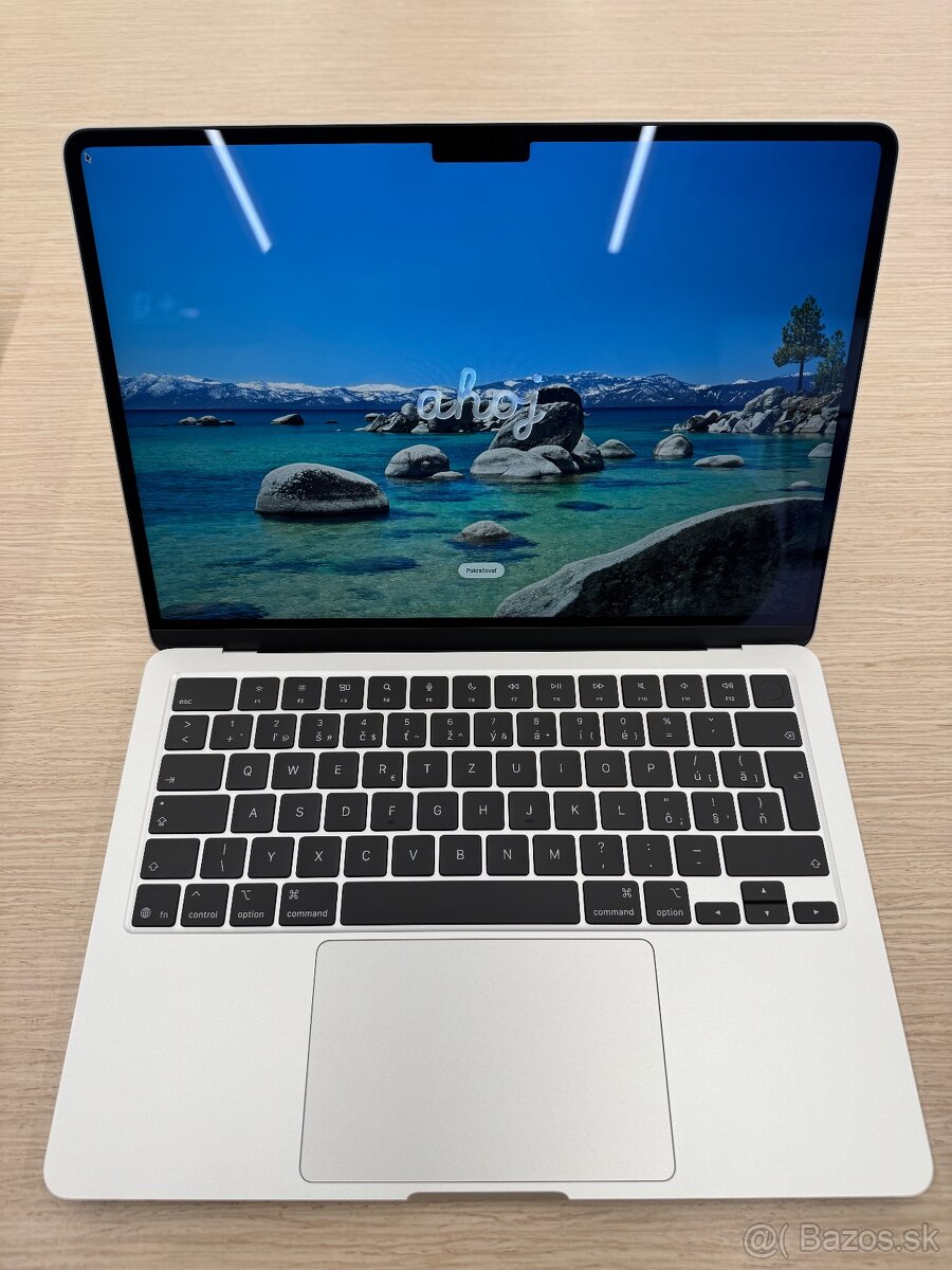 MacBook Air (13-palcový, M4, 2025)