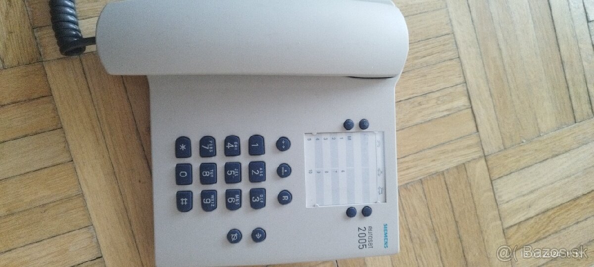 Tlačítkový telefón Siemens euroset 2005