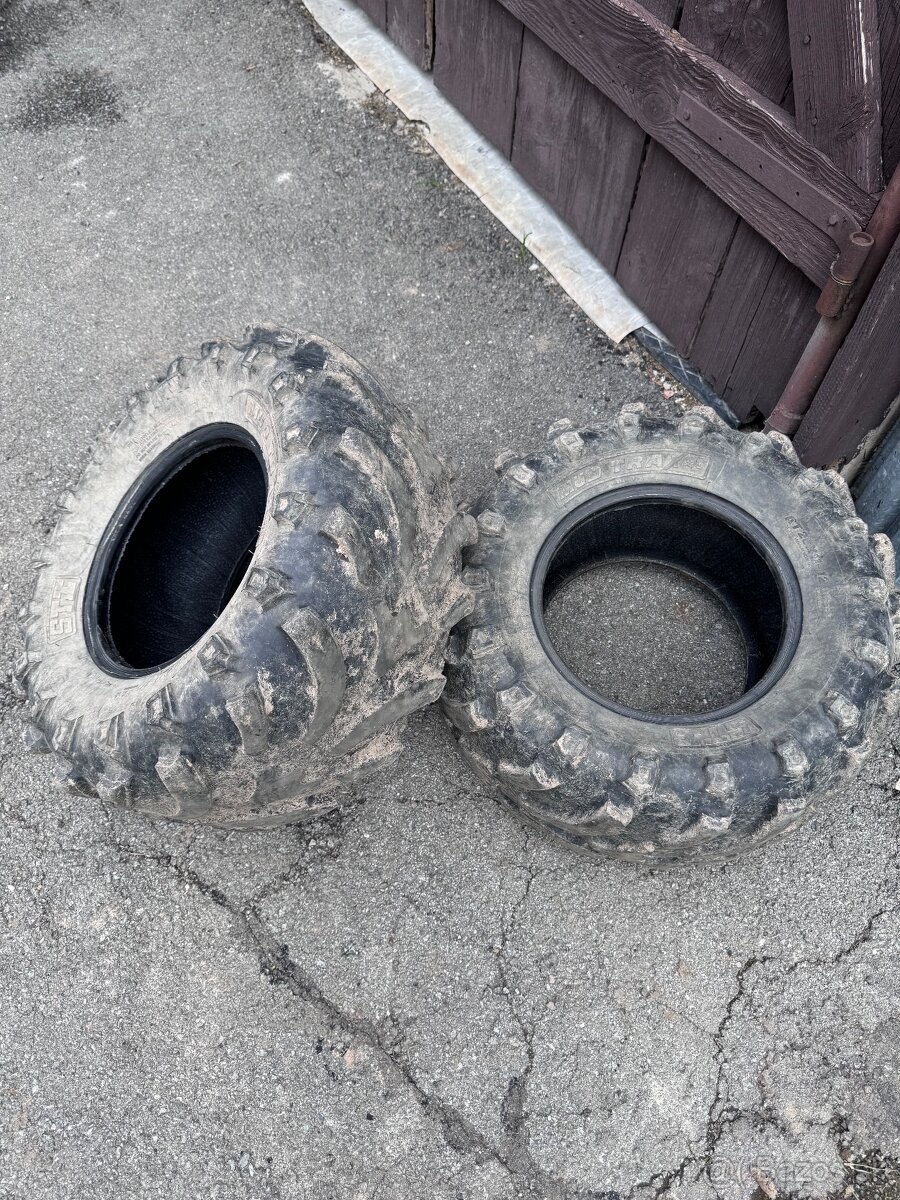 Pneumatiky 26x11 R12
