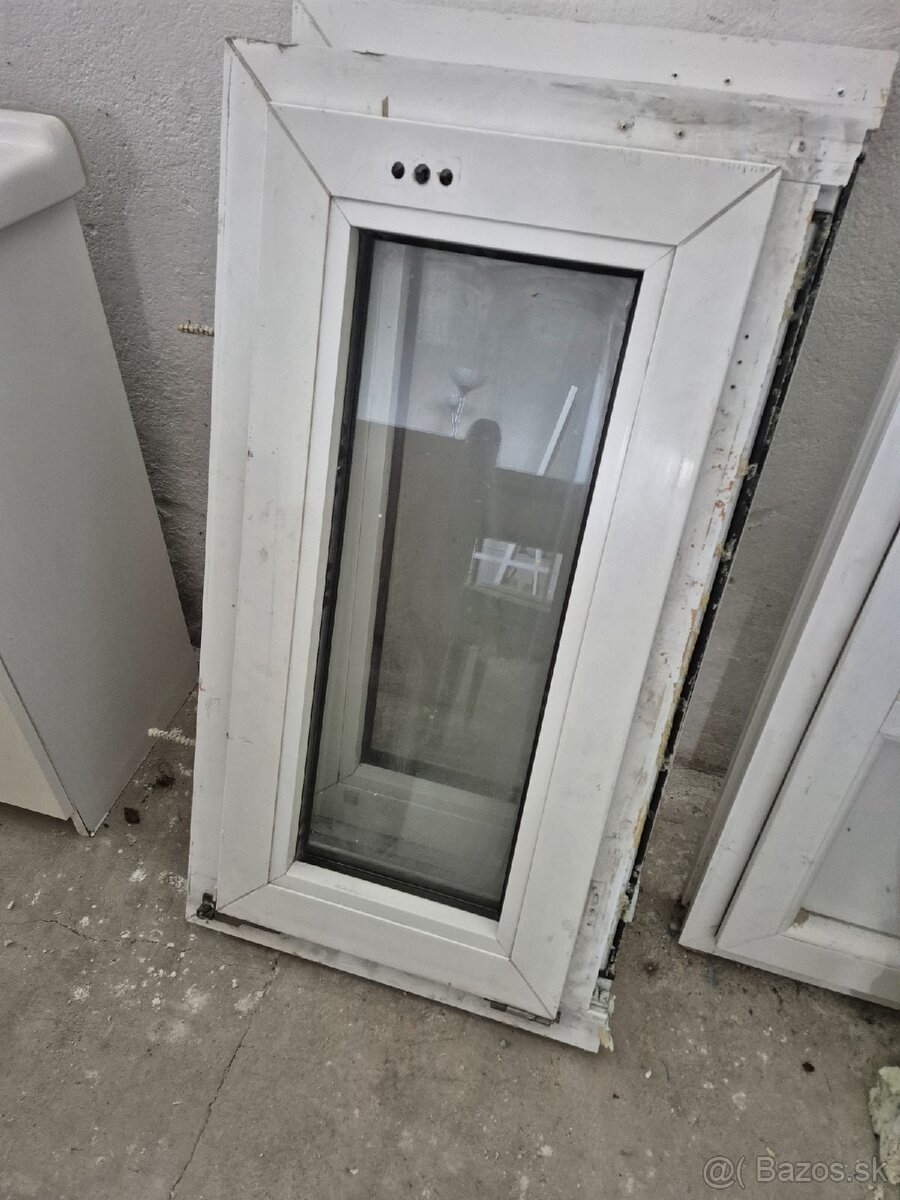 Plastové okno 100x55