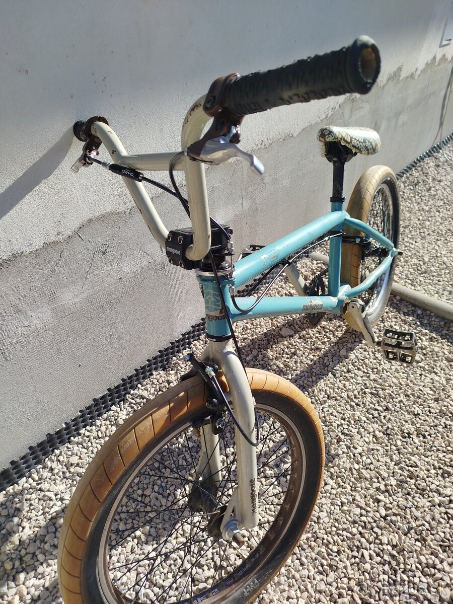 BMX Mongoose