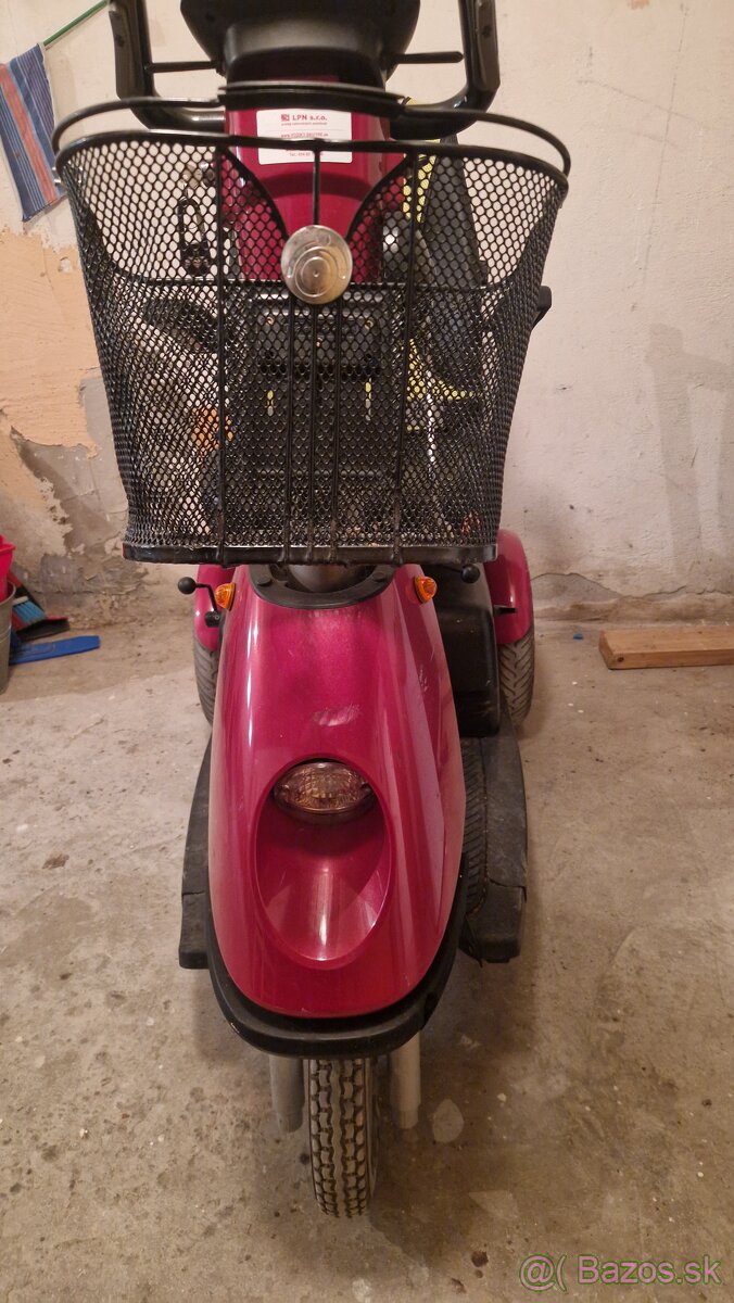 Predám invalidný vozík