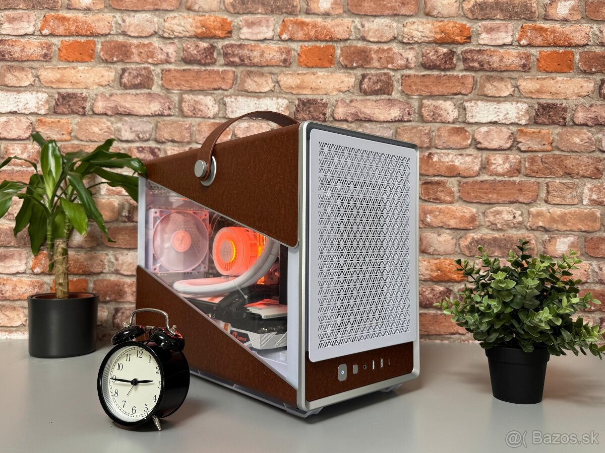 Ryzen 7 9800X3D\32GB\RTX 3080\SSD\850W Zdroj