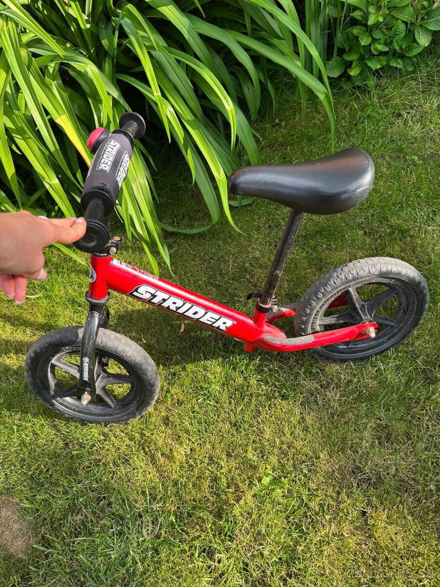 Strider odrazadlo