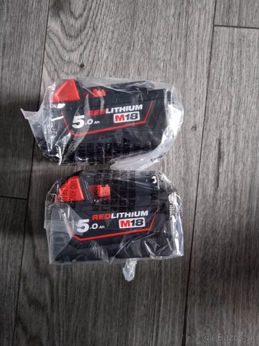 2x baterie Milwaukee M18 B5 18V 5Ah