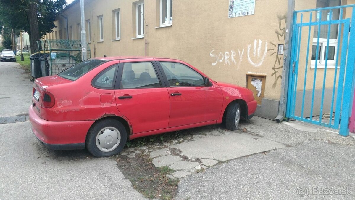 Súrne hľadám Auto do práce