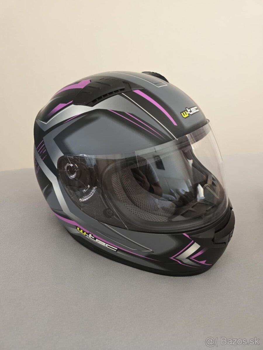 Dámska motorkárska prilba W-TEC FS-805V
