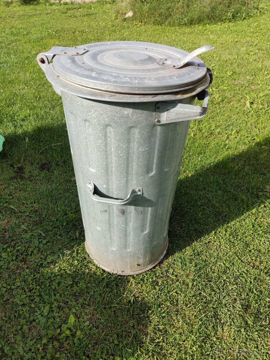 Smetná nádoba 110 l