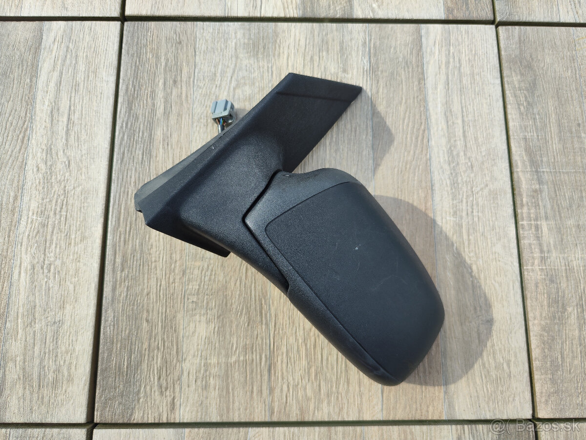 Spätné zrkadlo Ford Focus MK2 (2004-2008)