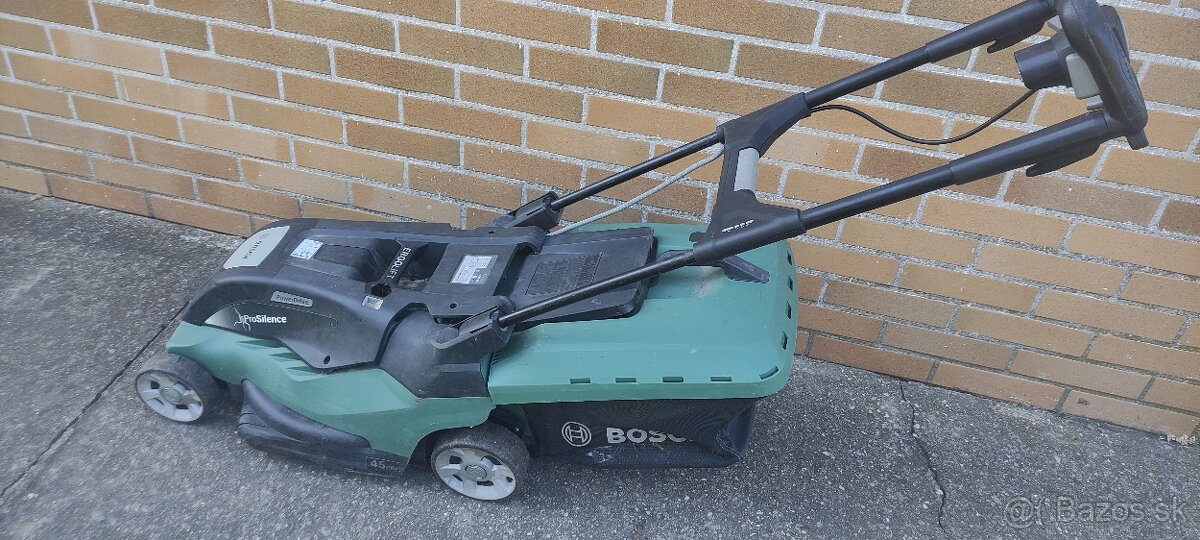 Elektricka kosacka Bosch