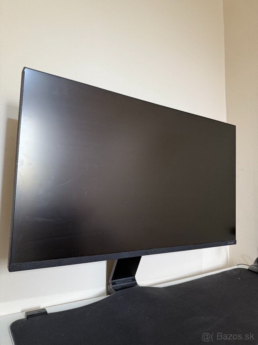 4K Monitor Samsung S32R750U 32'