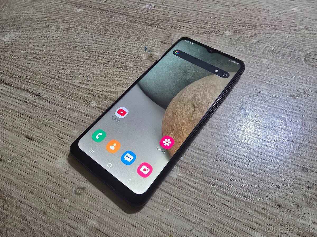 Samsung A12 plnefunkcny v Top stave bez skrabancov bolo na n