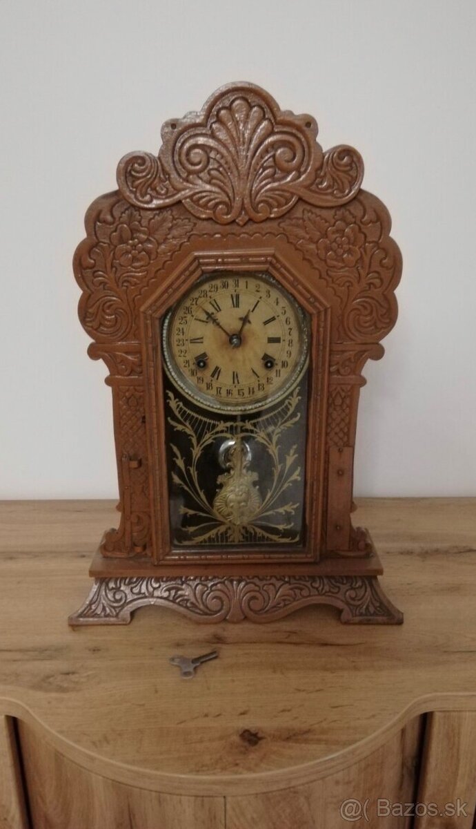 Predám starožitne Americké stolové hodiny z konca 19. stor.