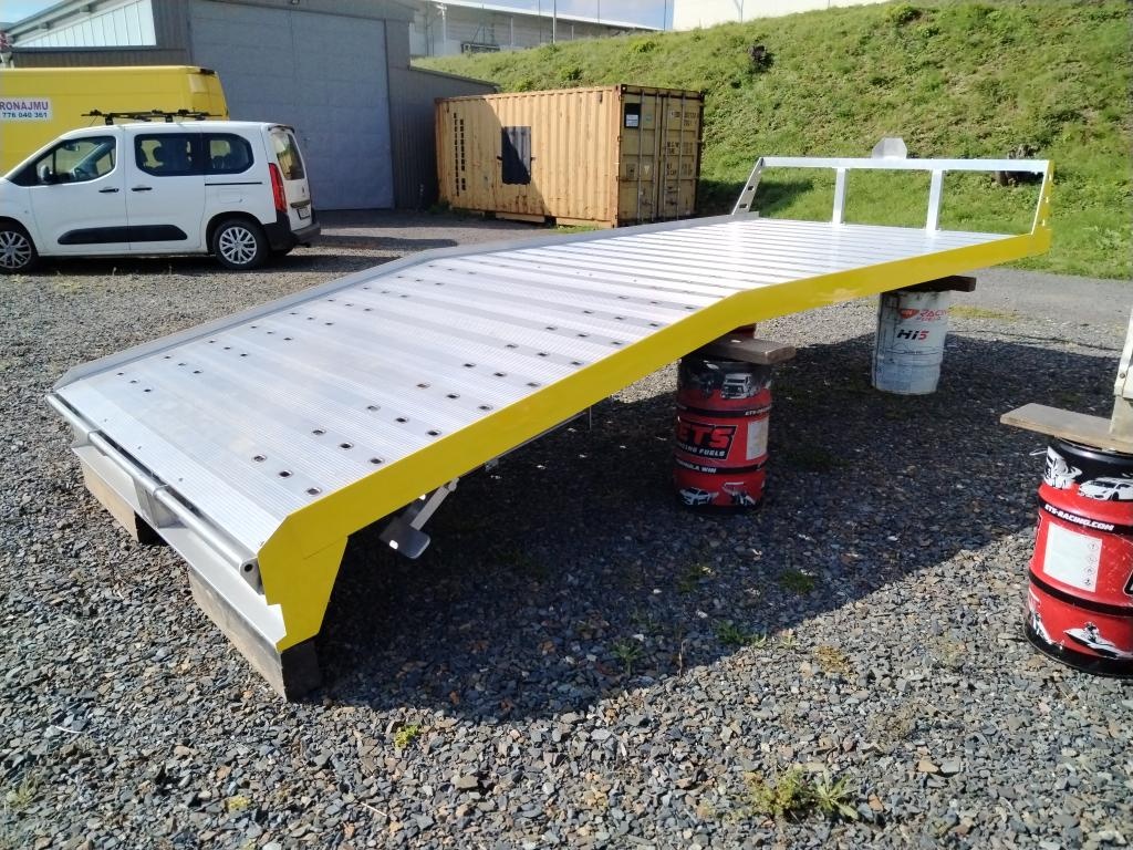 Prodám novou hliníkovou nástavbu odtahovky