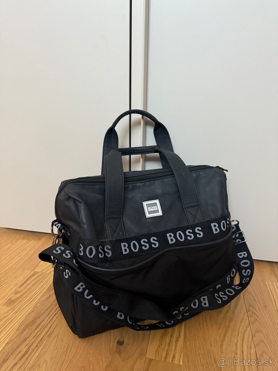 Prebaľovacia taška na kočík HUGO BOSS – čierna