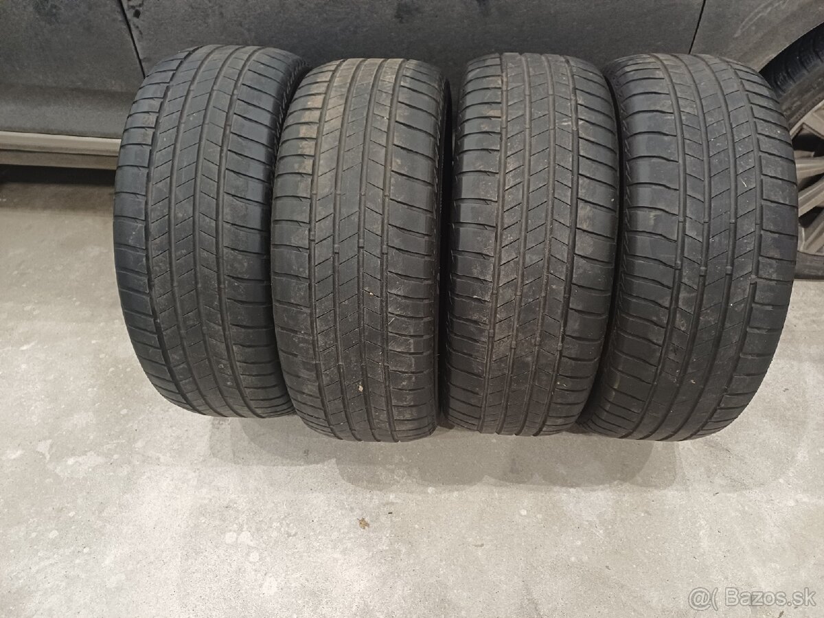 Bridgestone Turanza 215/55 R17 letné