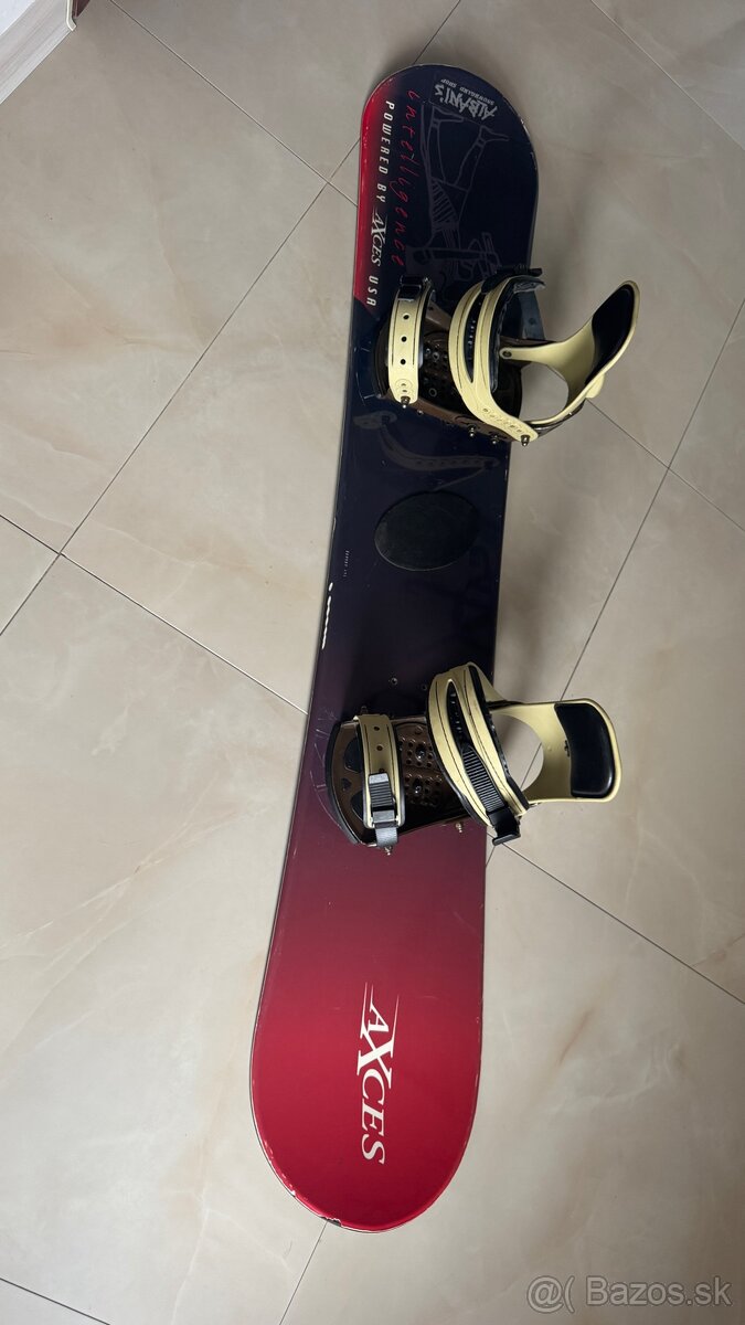 Snowboard Axces 141cm