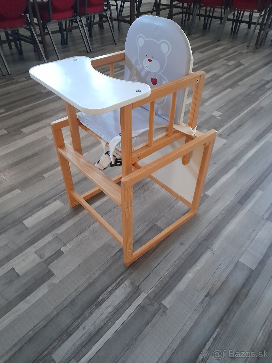 Detske stolicky,ohradka.