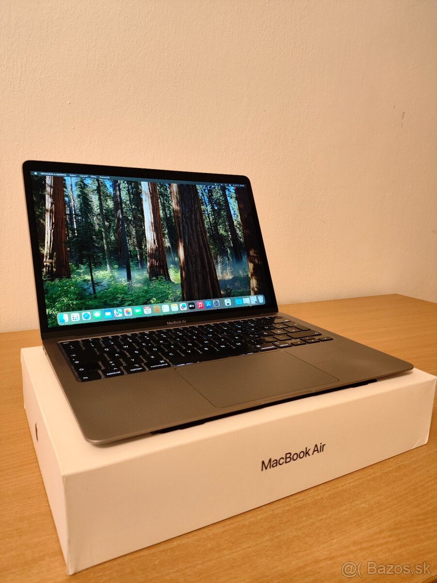 MacBook Air 13 2020 | Core i3 • 8GB • SSD