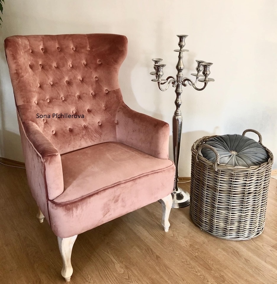 novy luxusny velky chesterfield ušiak -35%