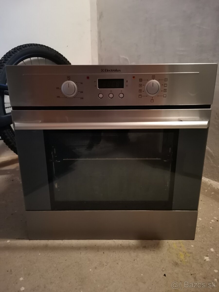 Predám rúru - Electrolux