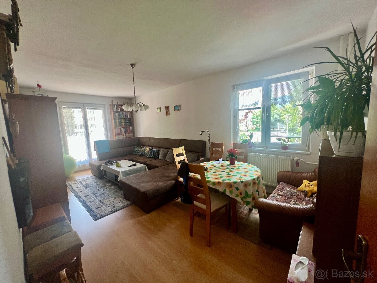 5 izbový, nadrozmerný byt v Centre mesta, ul. Tajovského