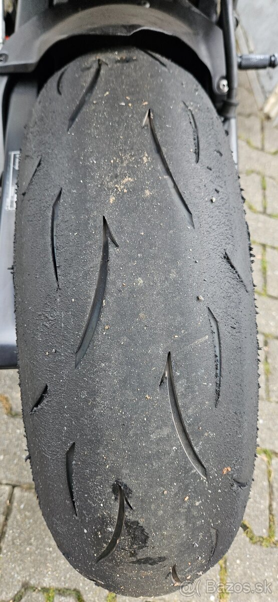 Dunlop D 212 Gp Racer 190/55 R17
