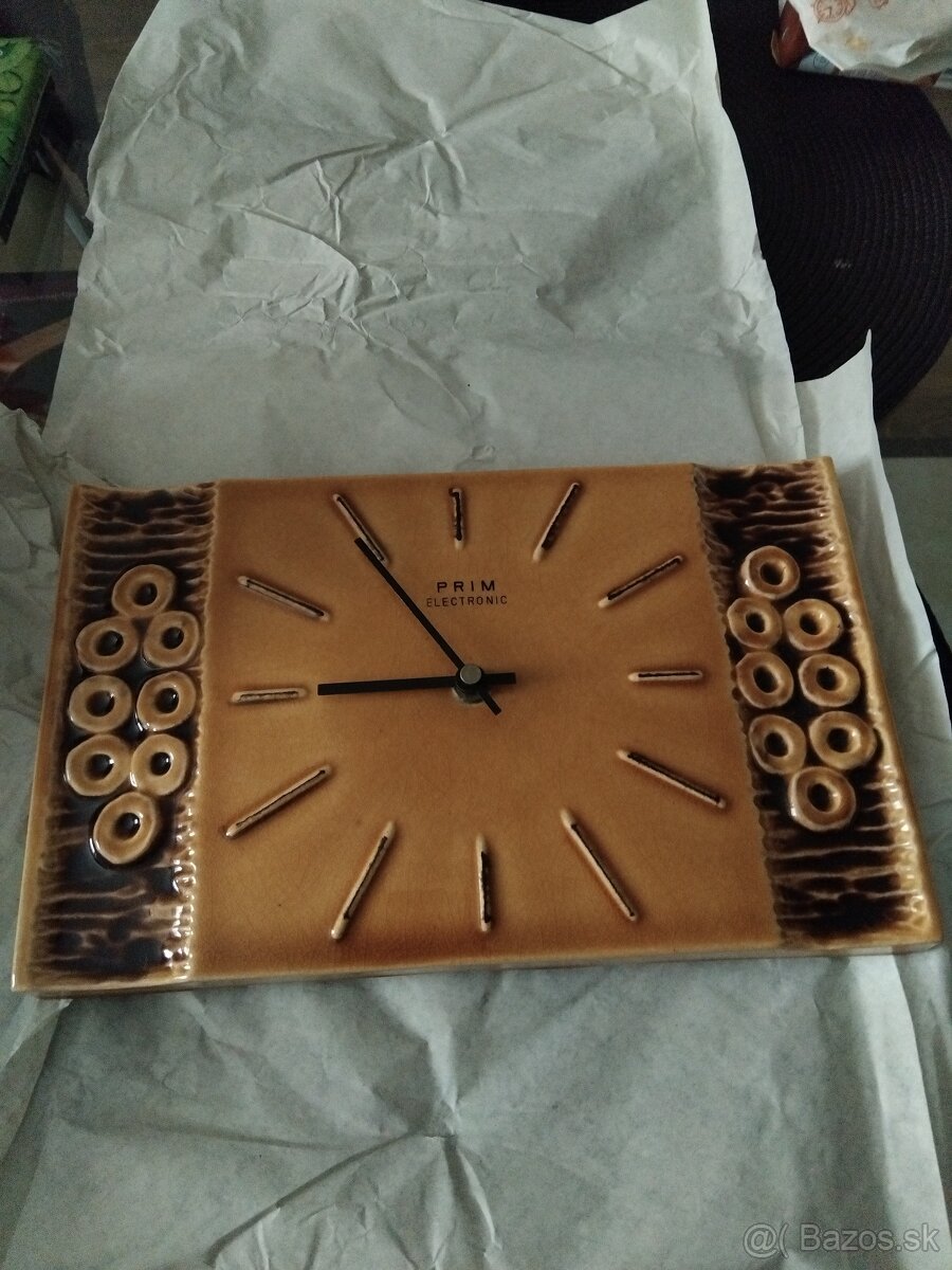 Keramické hodiny PRIM