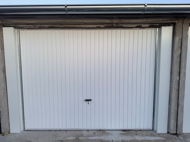 PRENÁJOM - novostavba radových garáží SEREĎ