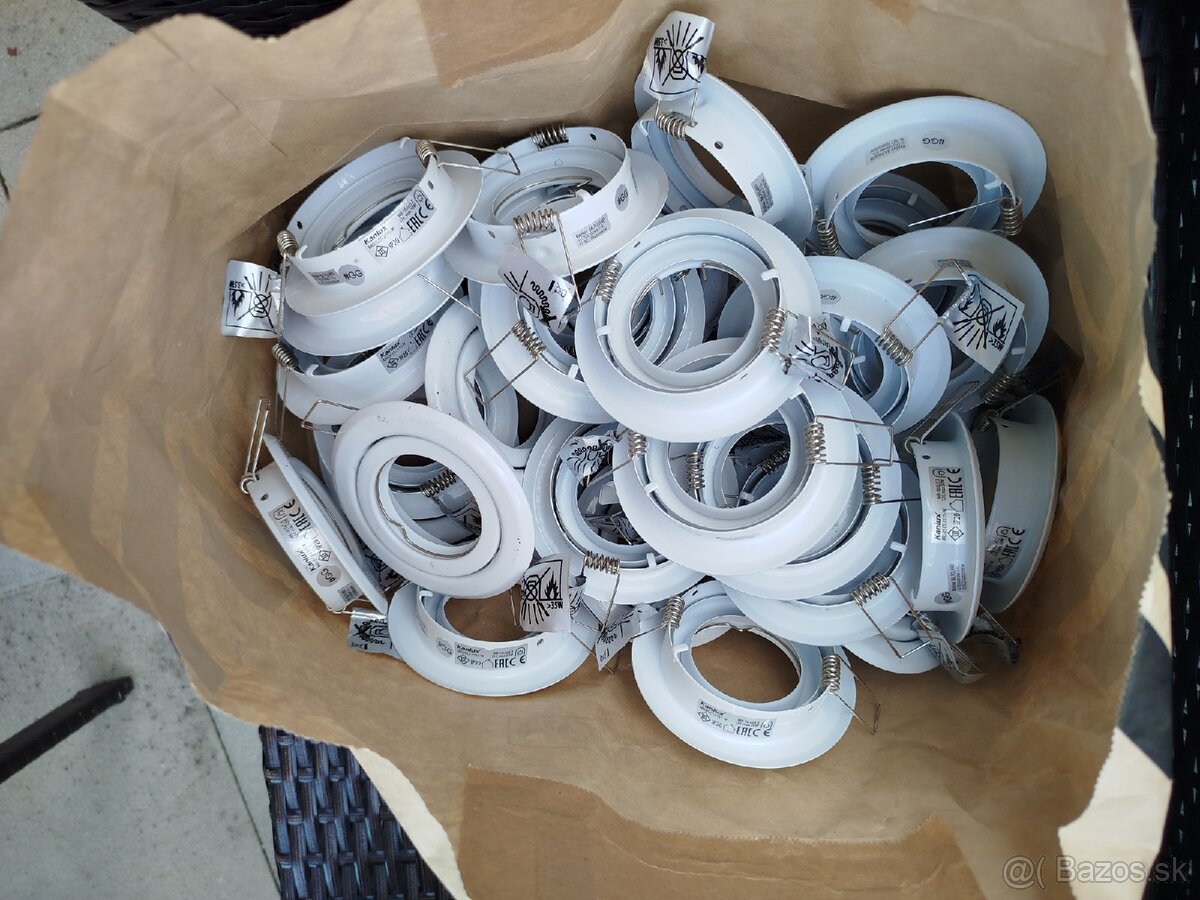 Krytka pre bodové svetlá