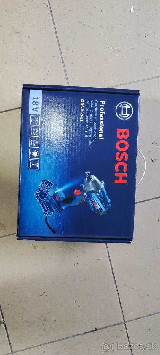 Predam razovy utahovak Bosch GDS 250-Li