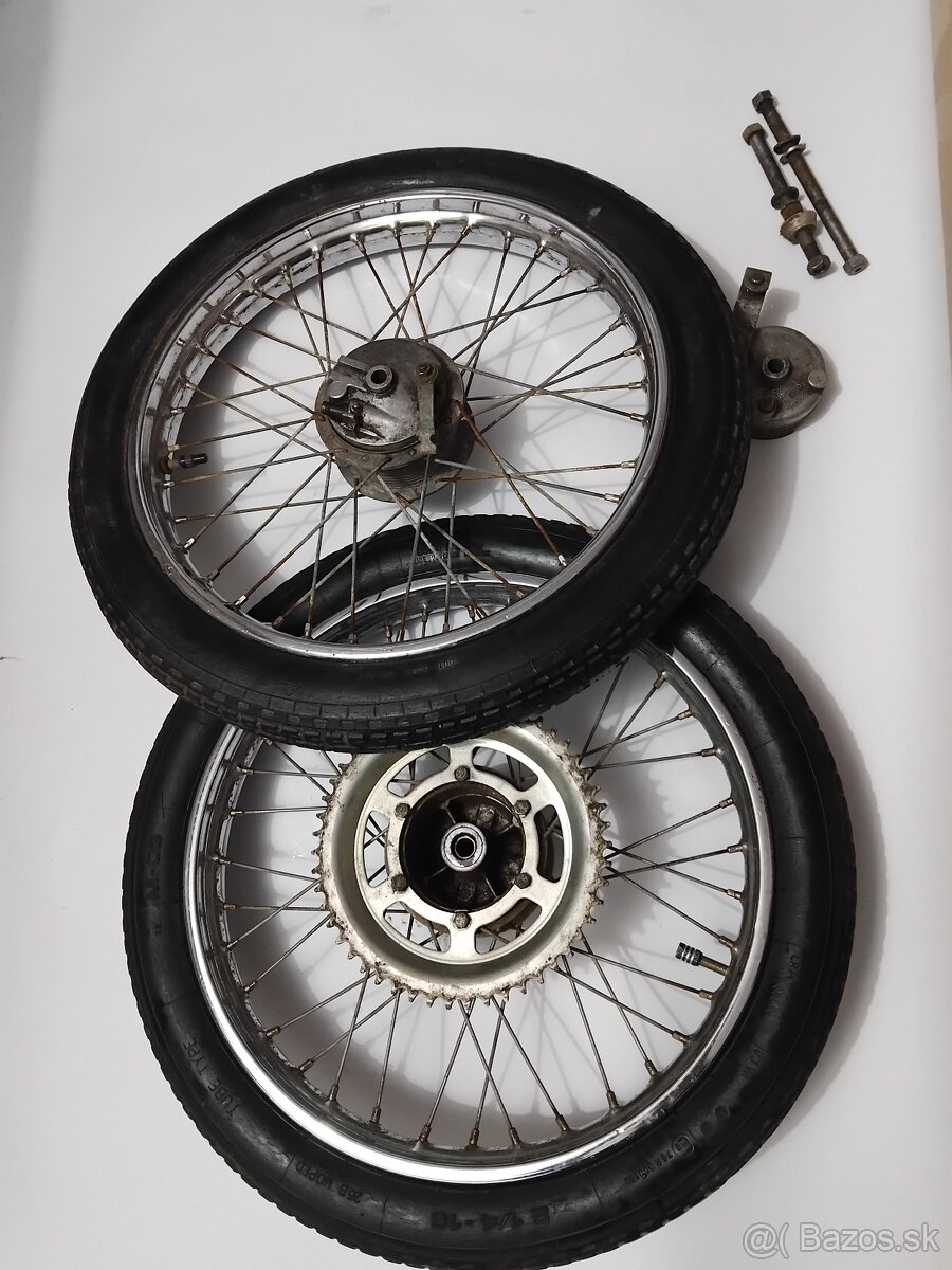 BABETTA 210 / JAWA / KOLESÁ