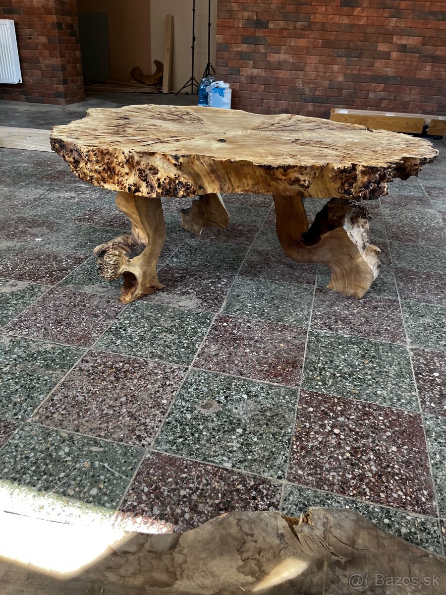 Konferencny stolik ockovy topol