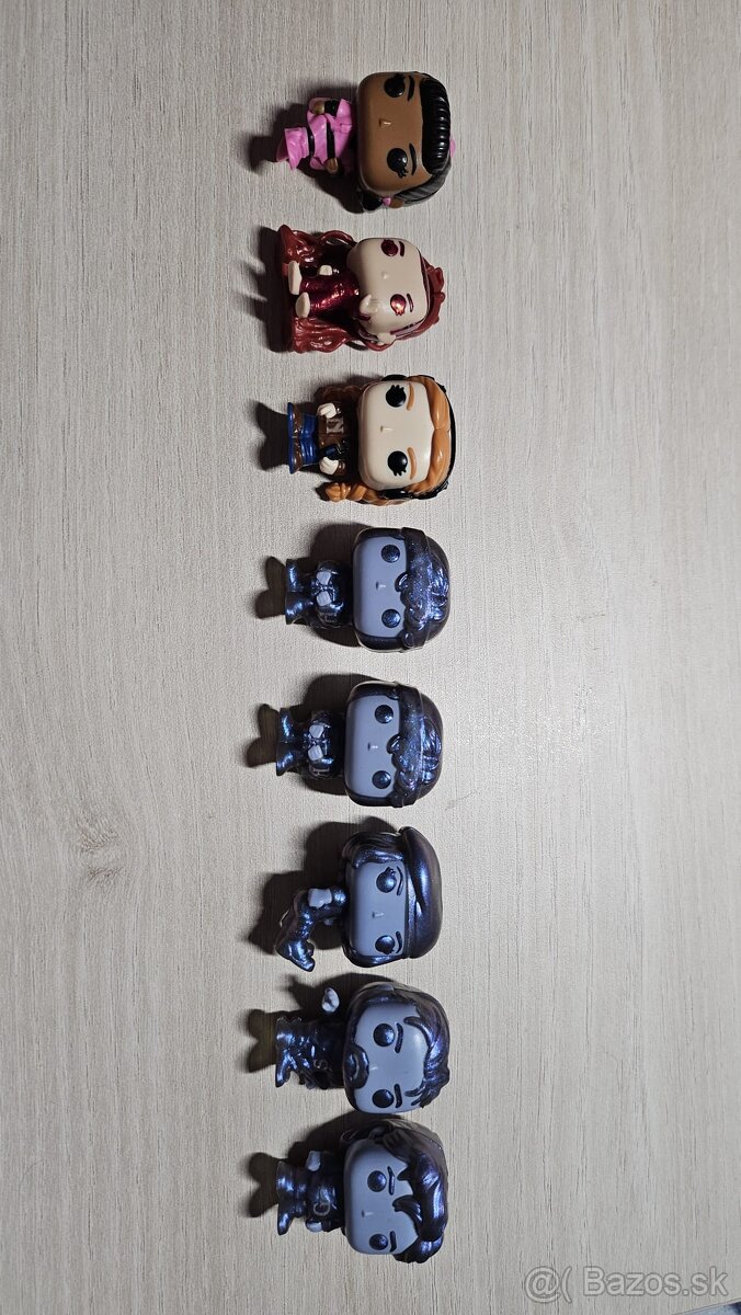 Stranger things kinder joy figurky